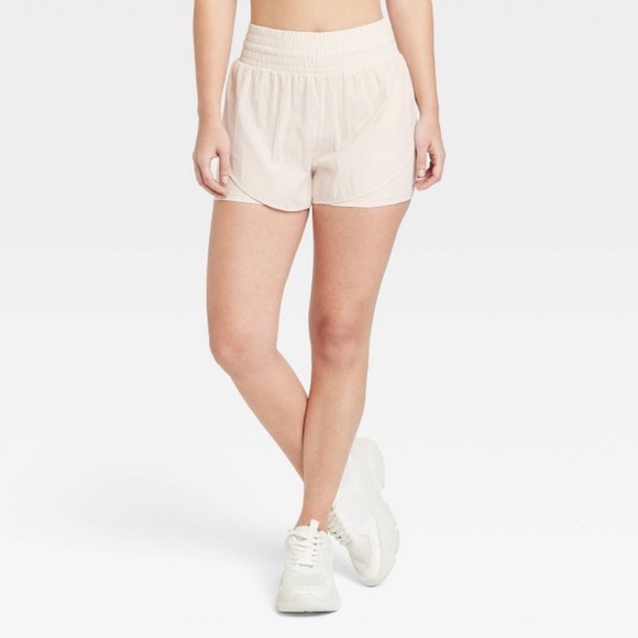Women’s All in Motion Tulip Shorts XS - Picture 2 of 5